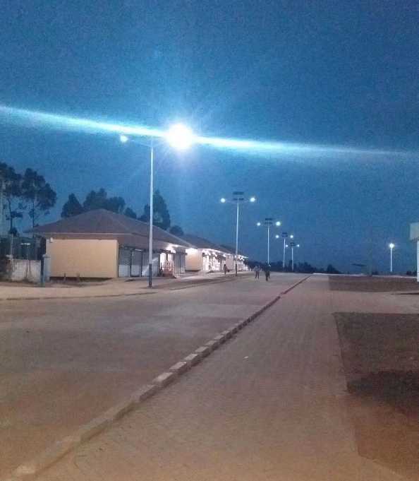 榆阳区非洲科特迪瓦太阳能路灯工程